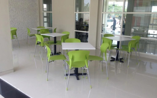 Rumah Cassa Guest House by Airyrooms