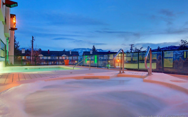 DoubleTree by Hilton West Kelowna