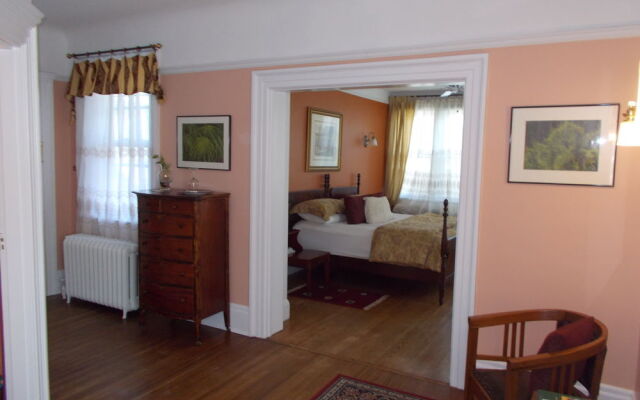 Springbank House