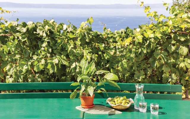 Stunning Home in Makarska With Wifi and 3 Bedrooms