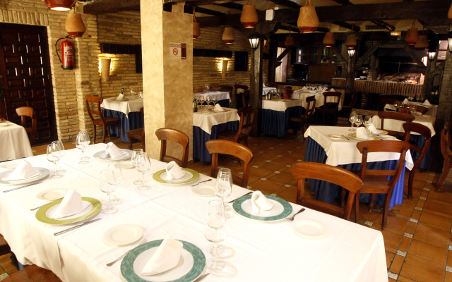 El Aguila Hotel