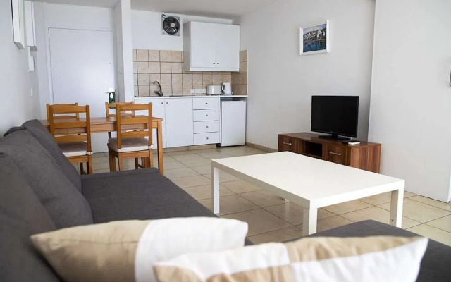 Sun Hall Beach Apartments