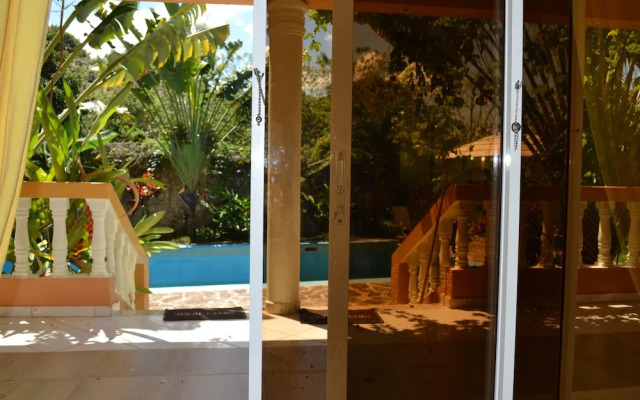 Apartments with Balcony in the Villa, Pool