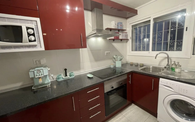 Your Retro Beach Front Hideaway in Salou