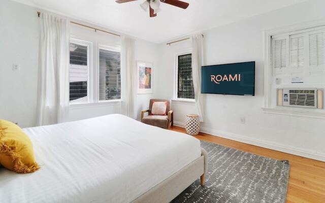 Roami at Edgewater Place