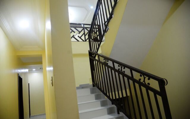Target Hill Hotel