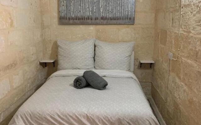 2 bedroom apartment in the centre of Valletta