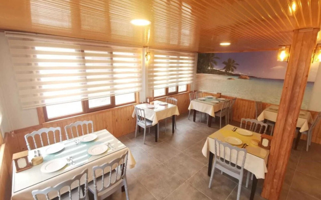 Assos Livza Butik & Apart Otel