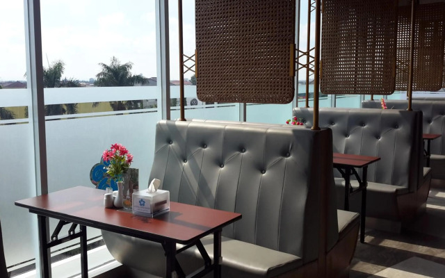 Hotel Brothers Solo Baru