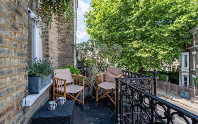 Vintage West Kensington Home by Olympia London