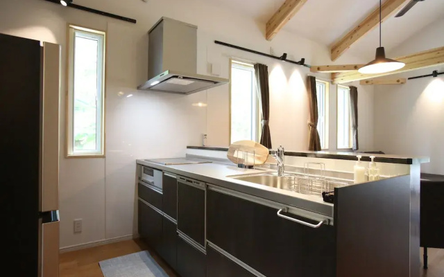 White peak cabin