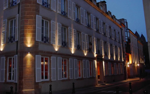 hotelImage
