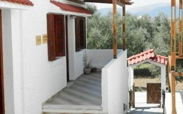 Aeolos Hotel Apartments