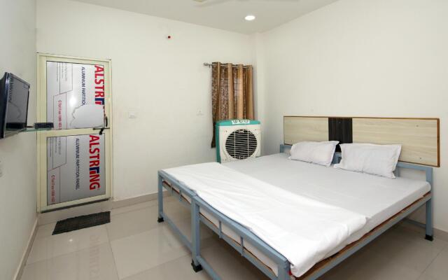 Spot on 41197 Gurukripa Guest House
