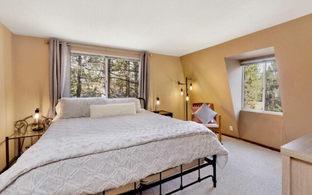 Pinewood Inn #2093 by Big Bear Vacations