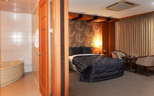 Ilsan Queen Town Hotel