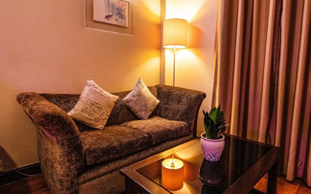 Fabhotel Prime Luxera
