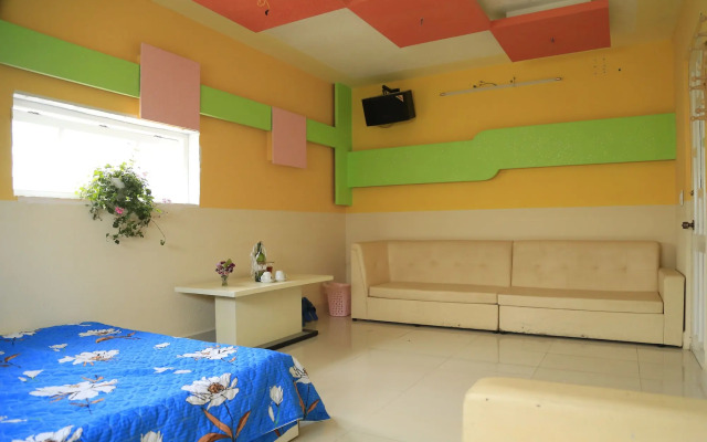 Hoai Huong Homestay