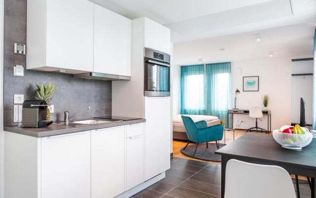 SERVENTO Boardinghouse