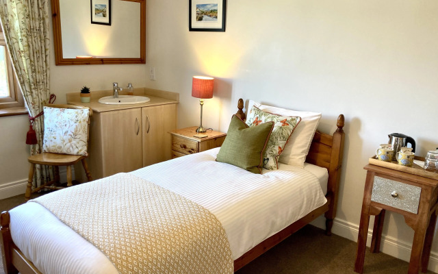 Mourne Country House