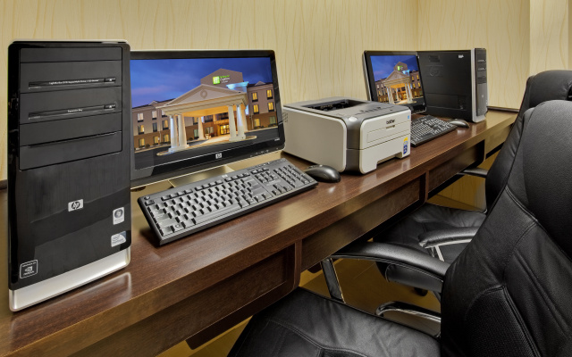 Holiday Inn Express Hotel & Suites Lebanon by IHG