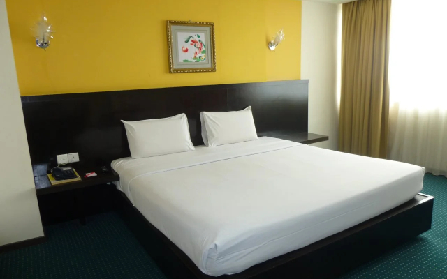 Red Rock Hotel