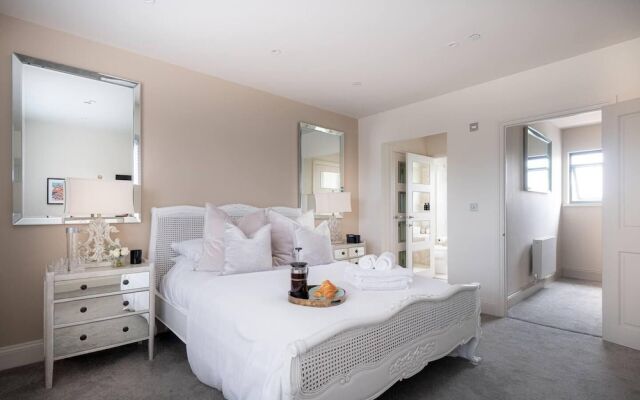 Contemporary Luxury Town House Cheltenham