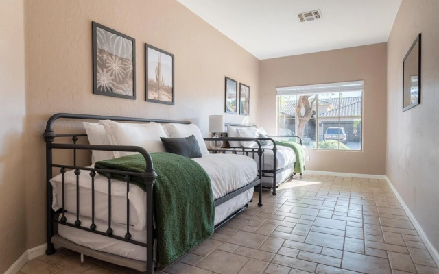 Dwight in Scottsdale