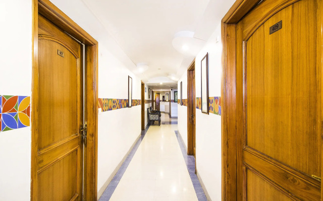 FabHotel Aay Kay Model Town
