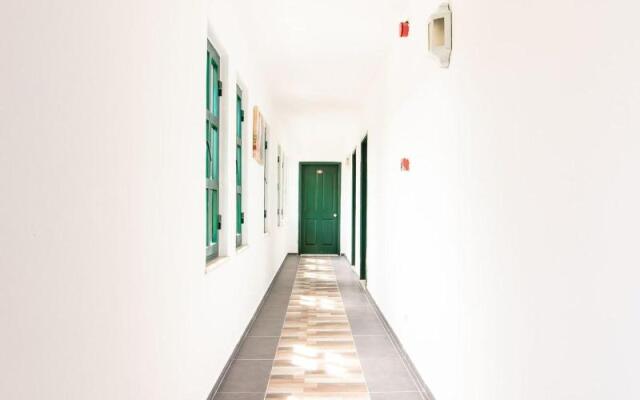 Bahar Hotel (+12 Adult )