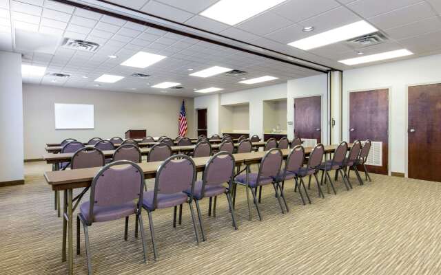 Quality Inn & Suites Mountain Home North