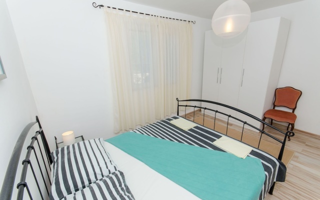 Apartment Jakov