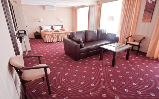 Grand-Marine Hotel & SPA