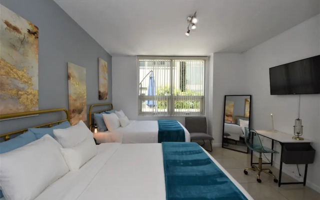 Lovely apt in the heart Midtown