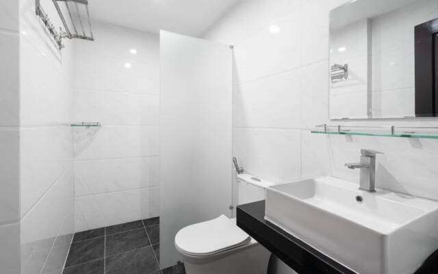 Rose Sea Hotel & Apartment