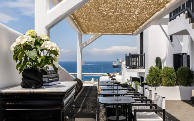 She Mykonos Hotel