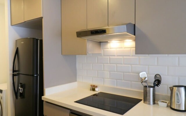 w Modern 2BR With Balcony in Barranco