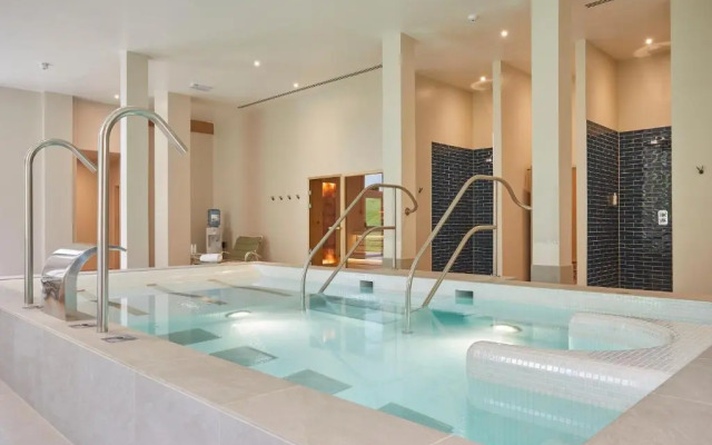 The Retreat, Elcot Park