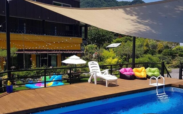 Blossom Pension