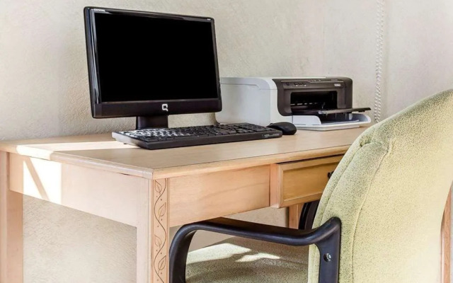 Quality Inn & Suites