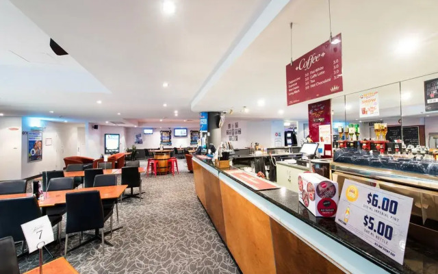 Rose & Crown Hotel Adelaide