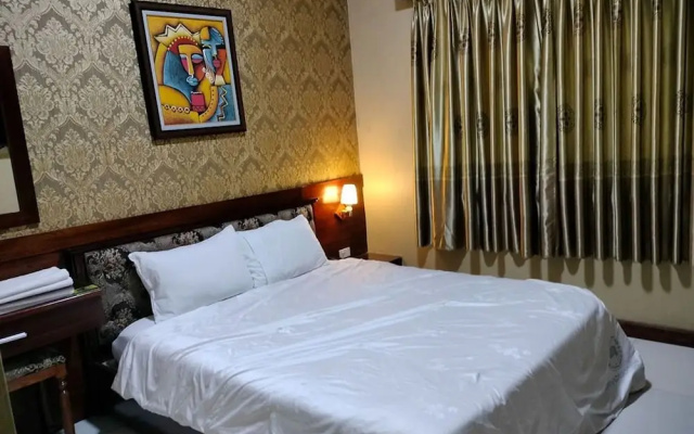 Tam Tin Hotel