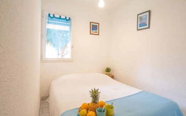 Les Cyprianes - Inh 27521