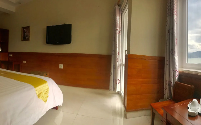 Hoang Yen Canary Hotel