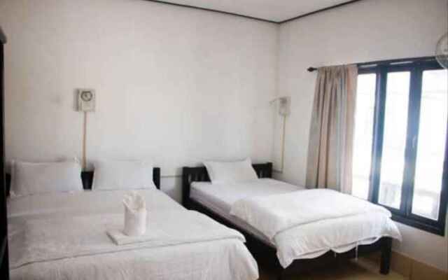 Somsiri Resort