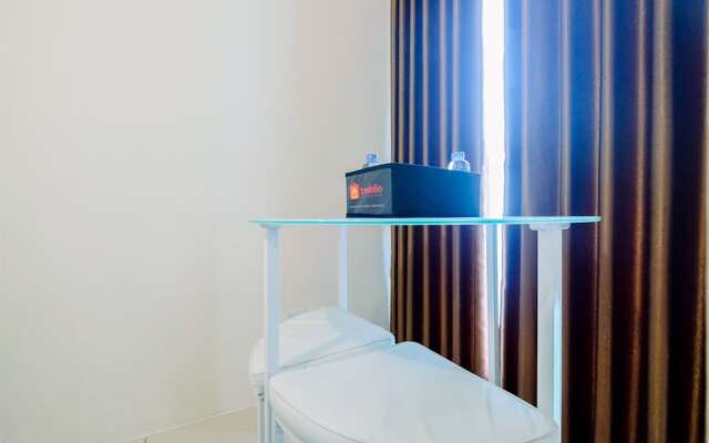 Comfy Studio Room at Tifolia Apartment