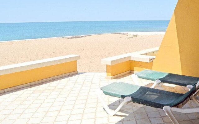 La Gaviota by RedAwning