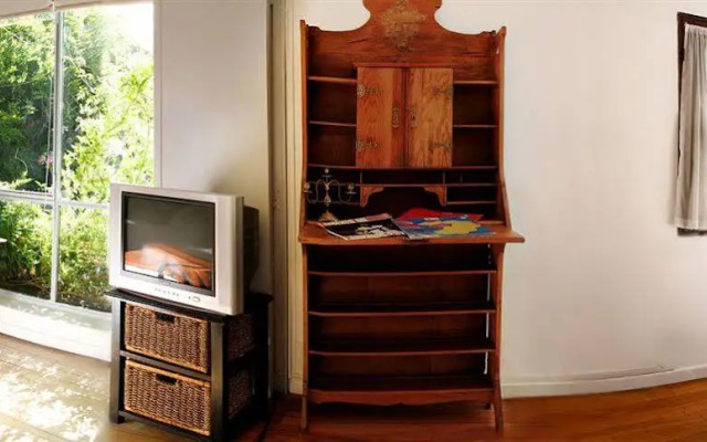 Jam Suites Boutique Hotel