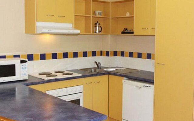 Nautilus Holiday Apartments
