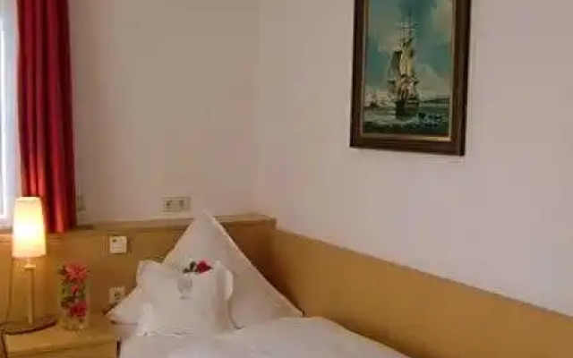 Gasthof Hotel Zum Hirsch***S